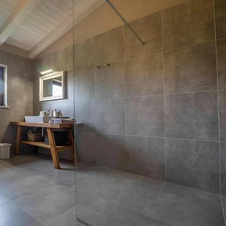 Holiday home Beautiful In With Kitchen *